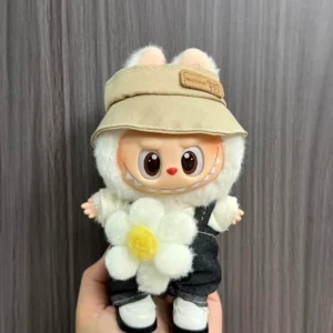 Ropa Labubu Conjunto Overol Flor Sombrero Beige Me Bear